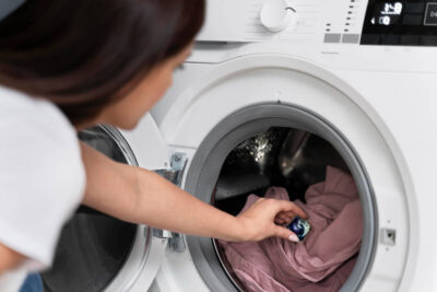 Segredos e Dicas Práticas para Lavar Roupas na Máquina Perfeitamente: Guia Completo!